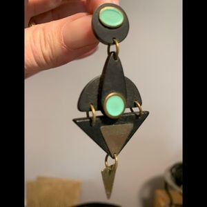 Vintage ‘modern’ earrings. Black, copper, ‘turquoise’ circles. About 3” long